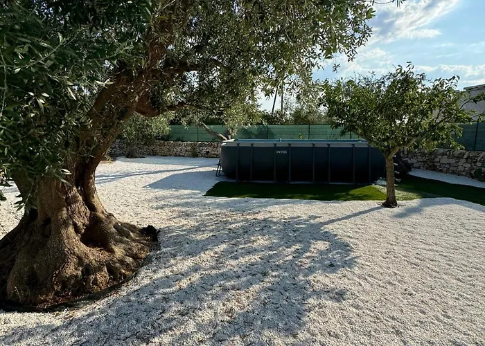 Trullo Gnoffa * La Correggia